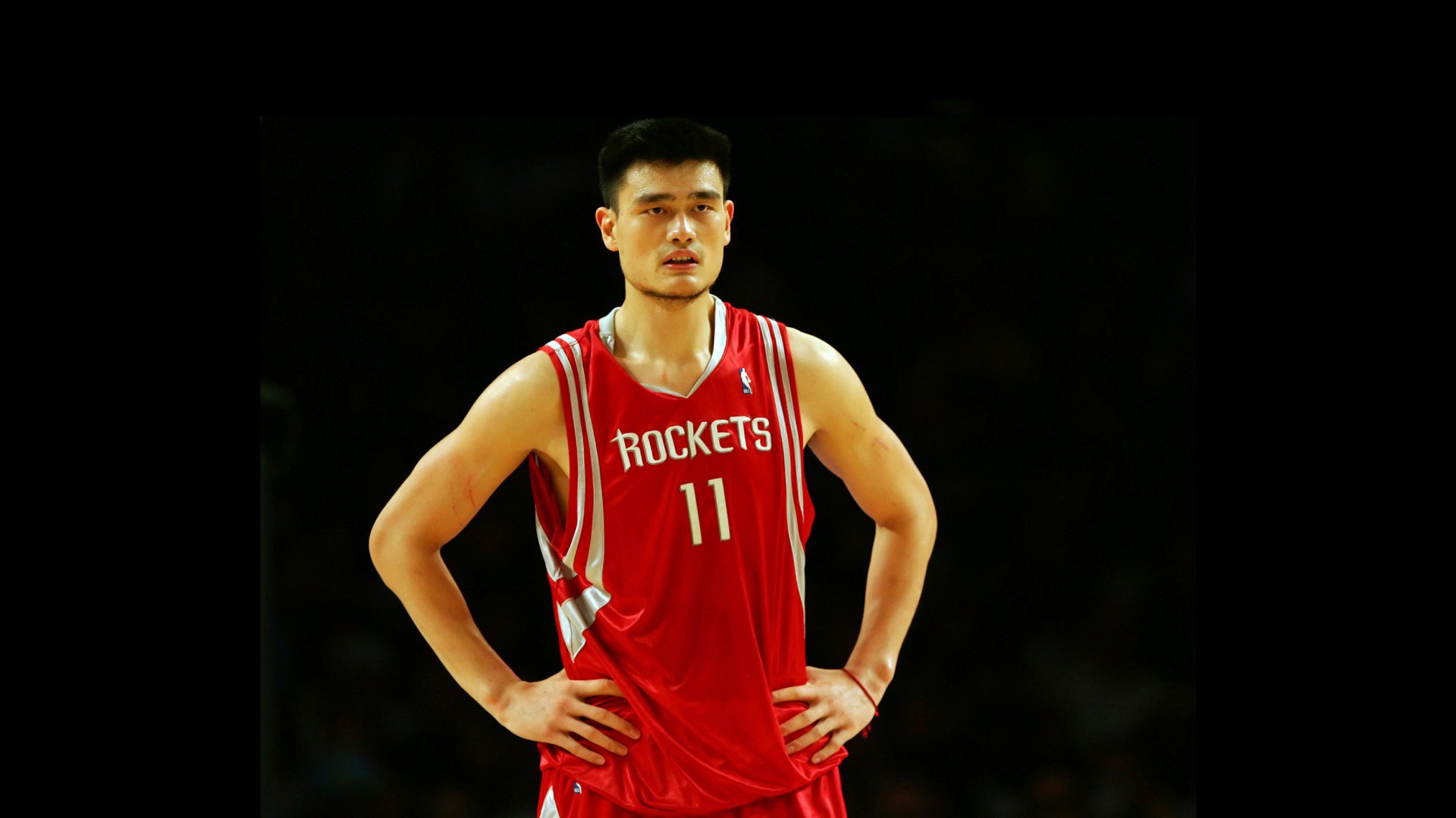 东契奇带领独行侠险胜雷霆，东契奇和独行侠签了几年合同