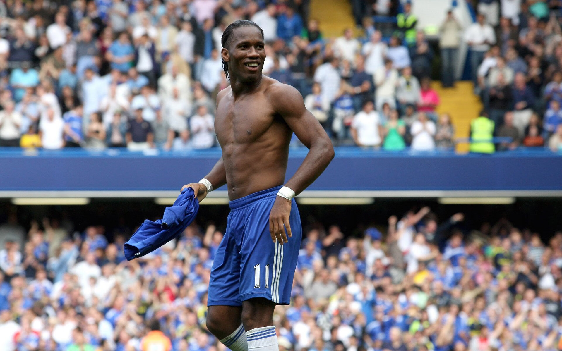 开云下载-足球赛场上的风云变幻，谁能称霸巅峰？，足球场上的风采怎么形容