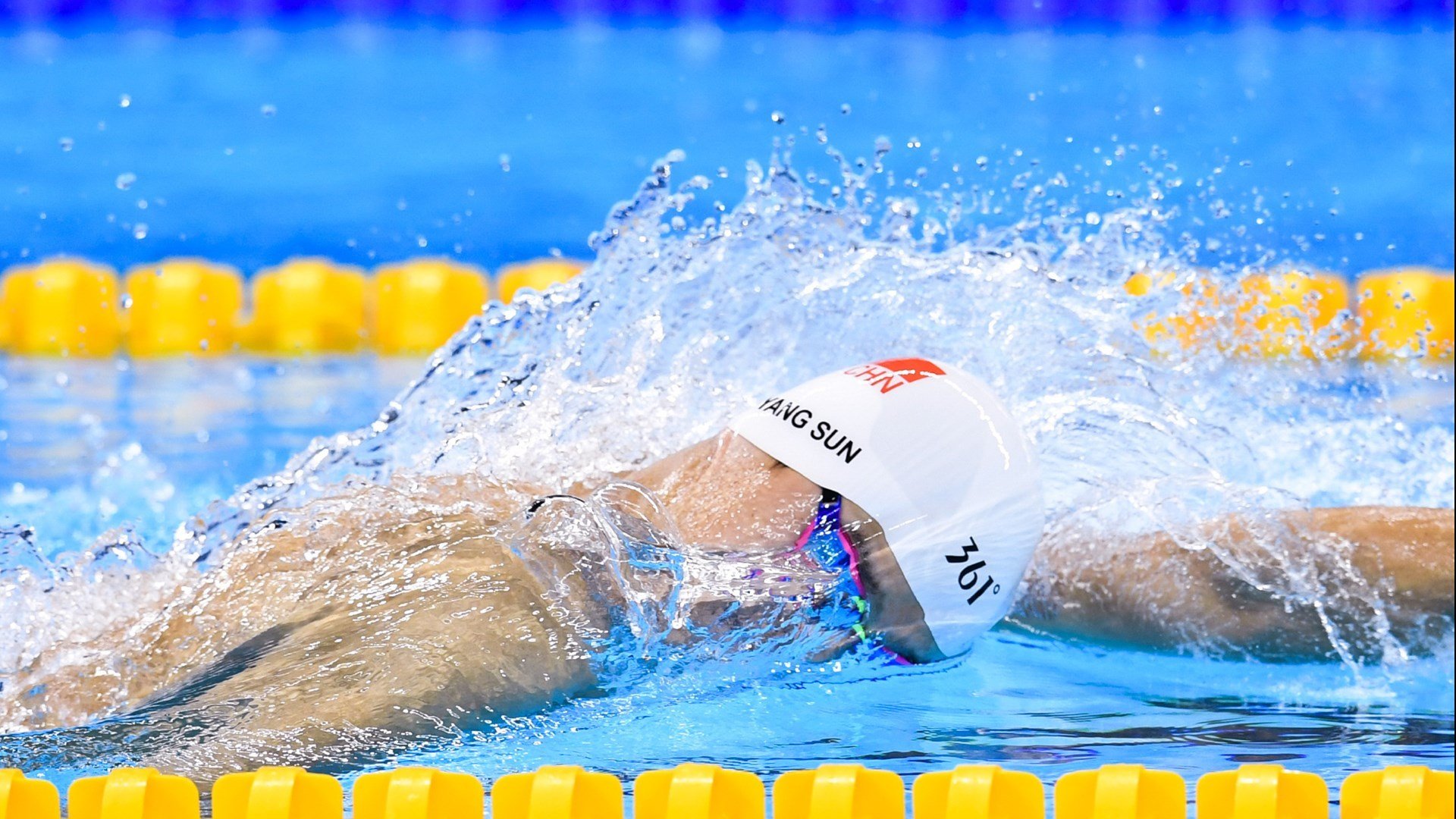 库里：穿越“天花板”的三分炸裂全紀錄！，库里逆天三分集锦